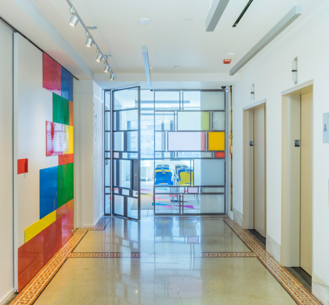 文化之都曼哈顿新办公室的照片，由viaARCHITECTURE设计