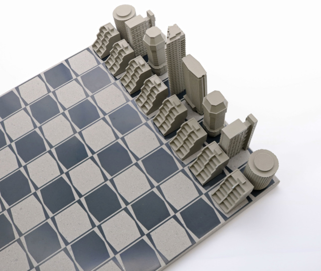 伦敦野兽派建筑造型的国际象棋