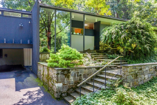 Richard Neutra在康涅狄格州设计的房子。