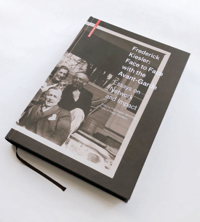 黑白照片封面艺术的基斯勒专著书