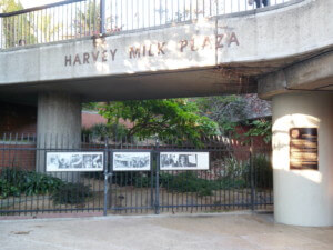 旧金山的交通广场哈维牛奶广场的标志