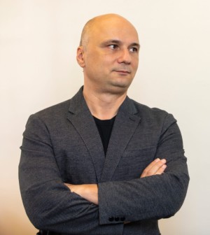 建筑师兼教育家Igor的头像Marjanović