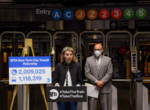 MTA与新提名的总裁Sarah Feinberg举行新闻发布会
