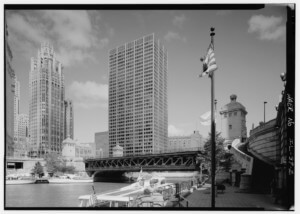芝加哥天际线的历史b&w照片，包括SOM的公平建筑