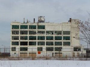 底特律一座废弃的工厂建筑