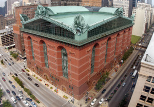 芝加哥一座历史悠久的图书馆建筑的俯视图
